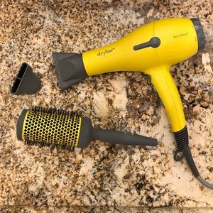Drybar Buttercup Blow Dryer & Round Brush